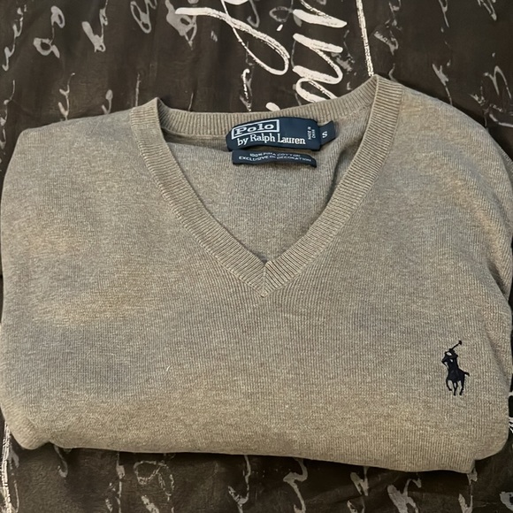 Polo sweater Small - Picture 4 of 4